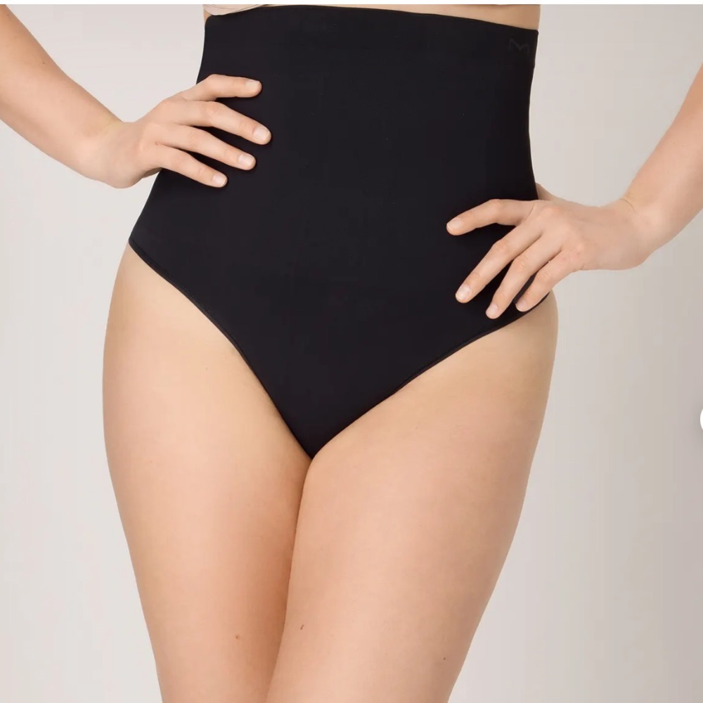 New 2XL Maidenform Black High Waist Thong Extra Firm Shapewear